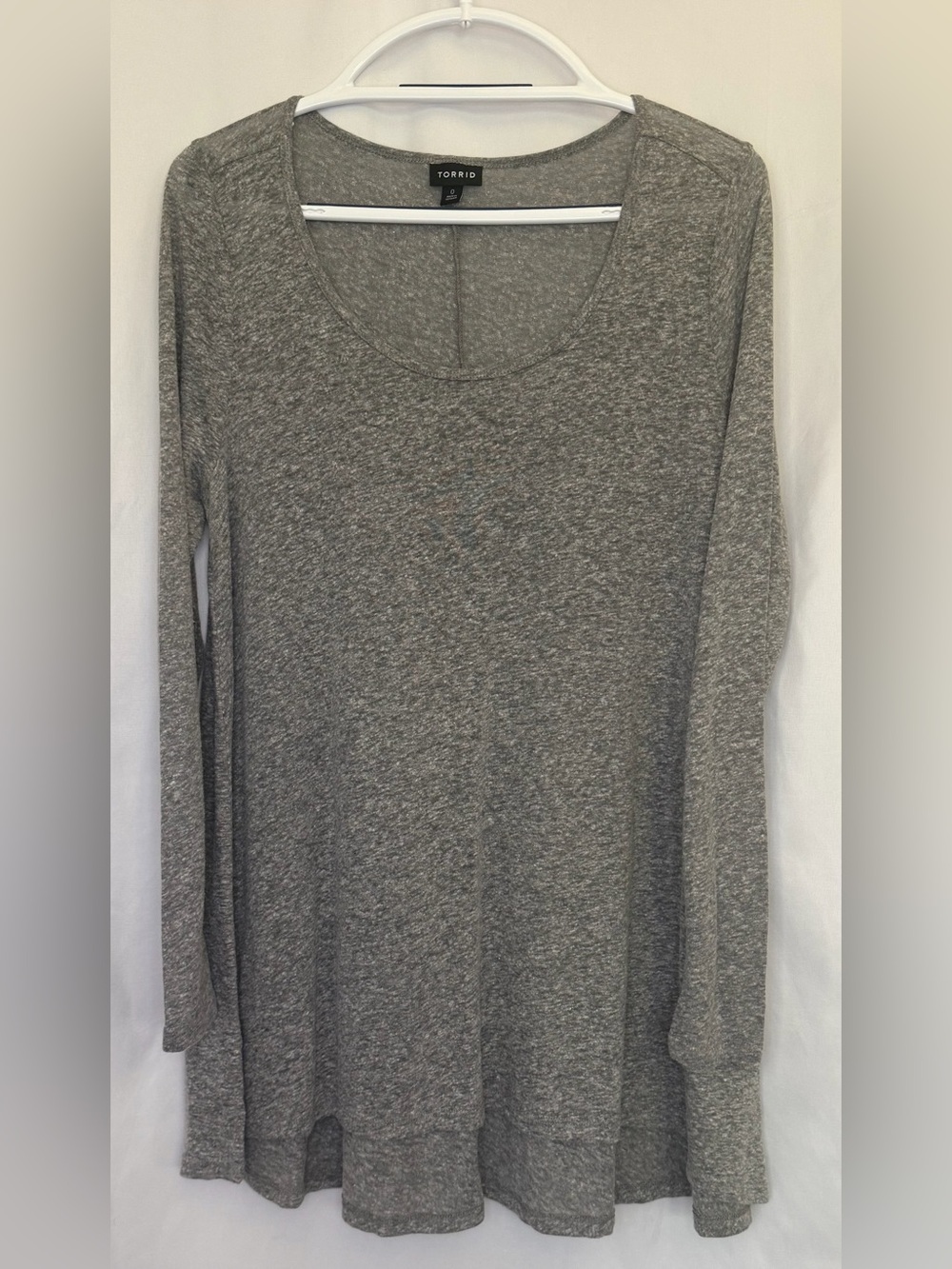 torrid Heather Gray Long Sleeve Scoop Neck Tee  Size 0